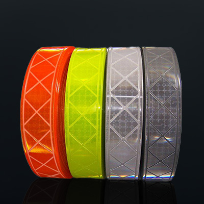 Reflecting band